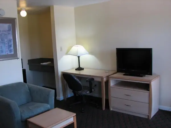Relax Inn Marlin 7