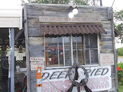Restaurant near Relax Inn Marlin